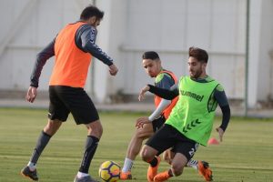 Atiker Konyaspor'da Osmanlıspor mesaisi başladı