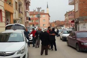 &Ccedil;orum'da 30 aracın lastikleri bı&ccedil;akla kesildi