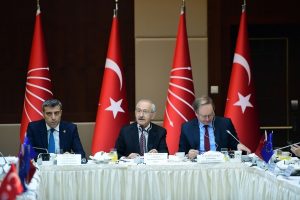 Kılı&ccedil;daroğlu AB &uuml;yesi &uuml;lkelerin b&uuml;y&uuml;kel&ccedil;ileriyle g&ouml;r&uuml;şt&uuml;