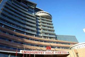 CHP'den AK Parti'ye 'Demokrasi Paketi' &ouml;nerisi