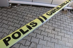 Taksi durağında silahlı kavga: 2 &ouml;l&uuml;, 1 yaralı