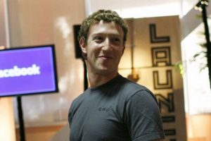 Zuckerberg: Verilerinizi koruyamazsak...