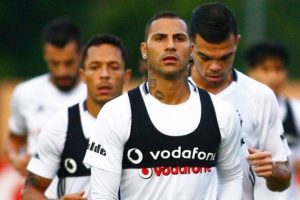 Beşiktaş'ta b&uuml;y&uuml;k tehlike kapıda!