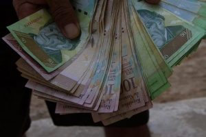 Venezuela para birimi bolivardan 3 sıfırı atıyor