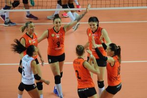 Eczacıbaşı VitrA final i&ccedil;in sahaya &ccedil;ıkıyor