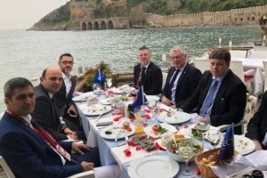 T&uuml;rkiye - İsve&ccedil; ma&ccedil;ı &ouml;ncesi y&ouml;neticiler bir araya geldi