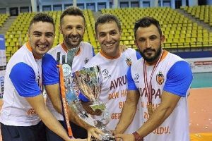 İneg&ouml;l Belediyespor'da Zoroğlu ile yollar ayrıldı
