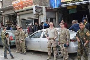 ABD'den skandal! YPG ile sokağa &ccedil;ıktılar!