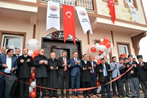 Bursa Gemlik'te mahalle konağı dualarla a&ccedil;ıldı