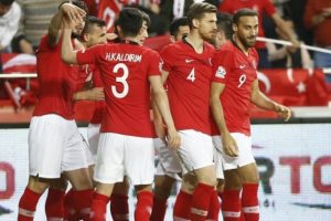 Milliler tek golle kazandı