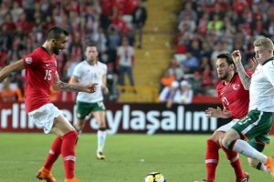 Mehmet Topal: "Milli takımı bırakmayı d&uuml;ş&uuml;nd&uuml;m"