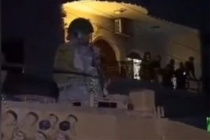 T&uuml;rk askeri Afrin'de gece g&uuml;venliğini sağlıyor