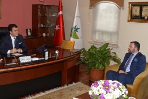 T&uuml;rkiye Atletizm Federasyonu Başkanı &Ccedil;intimar'dan Bursa'da D&uuml;ndar'a ziyaret