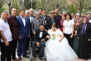 Bu kez gelin damadı ka&ccedil;ırdı