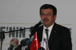 Zeybekci: B&uuml;t&uuml;n fabrikalar iş&ccedil;i arıyor ama 5 milyon işsiz var