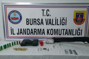Bursa'da zehir tacirlerine jandarmadan su&ccedil;&uuml;st&uuml;!