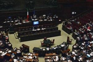 İtalya'da meclis ve senato başkanları se&ccedil;ildi