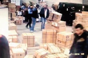Kargo şof&ouml;r&uuml; Bursa'ya getireceği 1 milyonluk kargo ile ortadan kayboldu