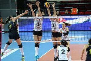 Fenerbah&ccedil;e'yi deviren Eczacıbaşı VitrA finale &ccedil;ıktı!