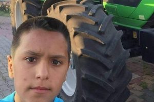 K&uuml;&ccedil;&uuml;k &ccedil;ocuk feci şekilde can verdi