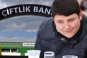 &Ccedil;iftlik Bank dolandırıcısı Mehmet Aydın Arjantin'den arayıp tehdit etmiş!
