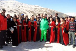 Kar Festivali renkli g&ouml;r&uuml;nt&uuml;lere sahne oldu