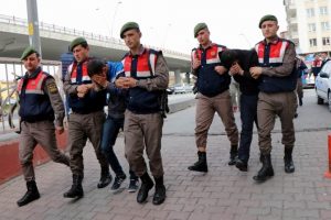 Mazot hırsızlarını ayak izleri ele verdi