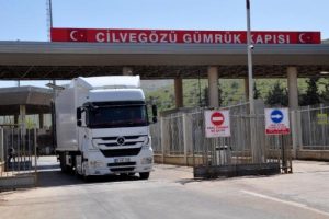 Suriye'ye sebze ve meyve ihracatı s&uuml;r&uuml;yor