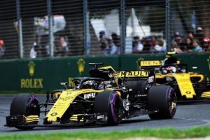 Renault yeni sezona puanla başladı