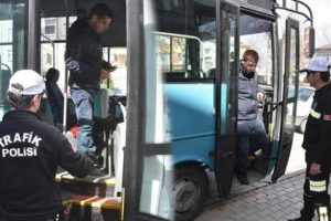 6 g&uuml;n &ouml;nce alkoll&uuml; yakalanan halk otob&uuml;s&uuml; şof&ouml;r&uuml; kazada &ouml;ld&uuml;