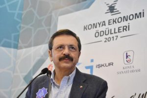 "İş d&uuml;nyasının en b&uuml;y&uuml;k şikayeti, istihdam &uuml;zerindeki vergi y&uuml;k&uuml;"
