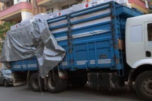 Antalya'da 54 bin paket ka&ccedil;ak sigara ele ge&ccedil;irildi