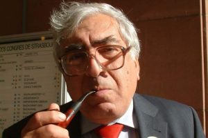 Azeri Yazar Rızayev &uuml;niversiteli gen&ccedil;lerle buluşuyor
