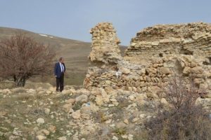 600 yıllık kilise ve Kef Kalesi turizme kazandırılıyor