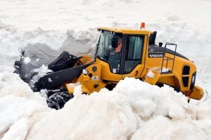 Ardahan-Ardanu&ccedil; yolu kar temizleme &ccedil;alışmaları başladı