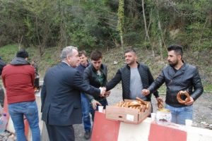Bartın'da işten &ccedil;ıkarılan 148 iş&ccedil;i eylemde