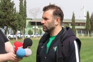 Okan Buruk galibiyete inanıyor