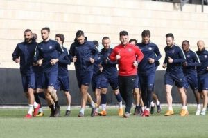 Osmanlıspor'da &ccedil;alışmalar yeniden başladı