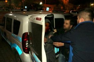 Aydın'da uyuşturucu satıcılığına 5 tutuklama