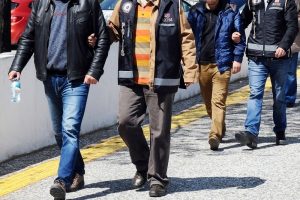Alanya'da FET&Ouml; operasyonu: 10 g&ouml;zaltı