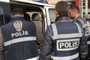 14 ilde 15 kişiye FET&Ouml; g&ouml;zaltısı