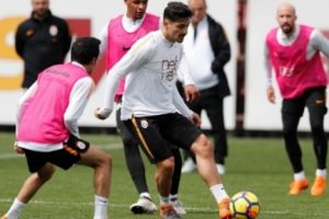 Galatasaray'da Trabzonspor ma&ccedil;ı hazırlıkları devam ediyor