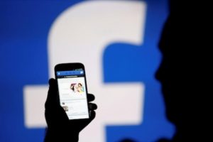Facebook gizlilik ara&ccedil;larını bulmayı kolaylaştırdı