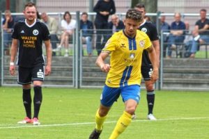 Beşiktaş, Ahmet Canbaz'ı kadrosuna kattı