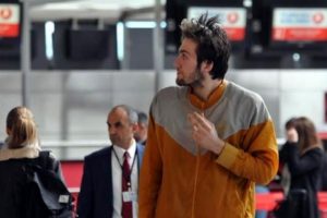 Bursa'da forma giyen Mehmet'in NBA hayali terminal dramına d&ouml;n&uuml;şt&uuml;
