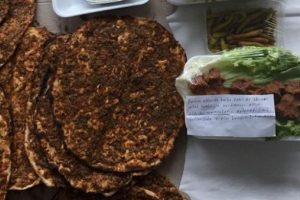 Sosyal medya bu olayı konuşuyor! &Ouml;ğrencilere yazdığı not efsane oldu