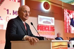 TBMM Başkanı Kahraman: B&uuml;y&uuml;k yokluklarla b&uuml;y&uuml;k neticelere ulaştık