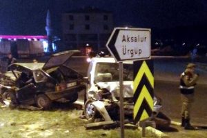 Kayseri'de trafik kazası: 1 &ouml;l&uuml;, 3 yaralı