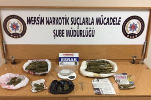 Mersin'de uyuşturucu operasyonu: 12 g&ouml;zaltı