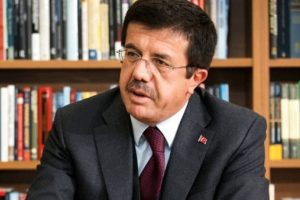 Nihat Zeybekci'den b&uuml;y&uuml;me i&ccedil;in ilk değerlendirme
